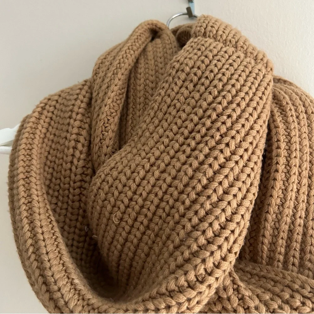 J. Crew Scarf Tan Brown Infinity Chunky Waffle Knit Solid Cozy Ribbed Neutral